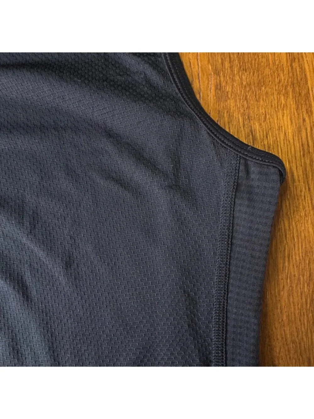 RAPHA Lightweight Mesh Tank Top Womens L Large Sleeveless Base Layer Cycling Tee - Picture 5 of 10